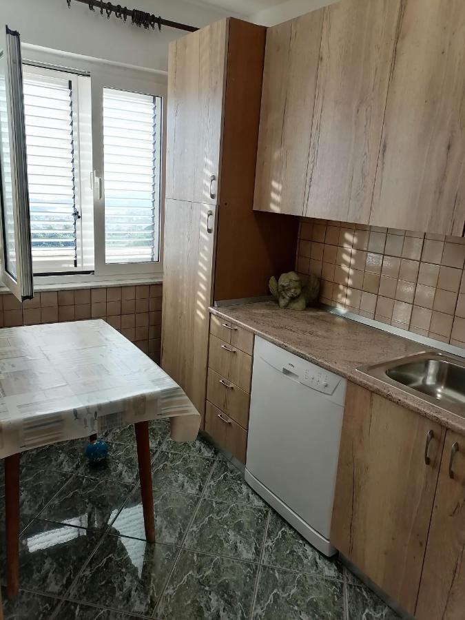 Apartmani Andelo I Ruzica Mundanije エクステリア 写真