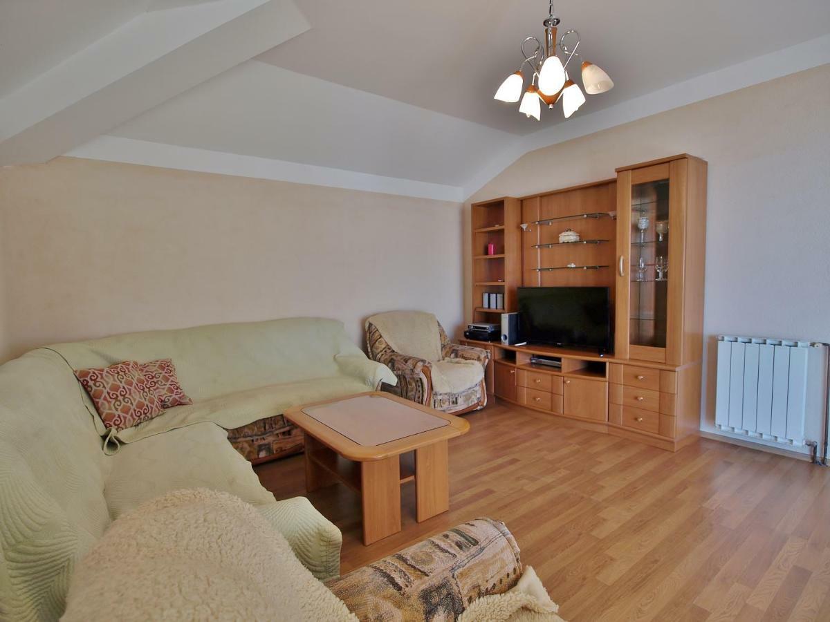 Apartmani Andelo I Ruzica Mundanije エクステリア 写真