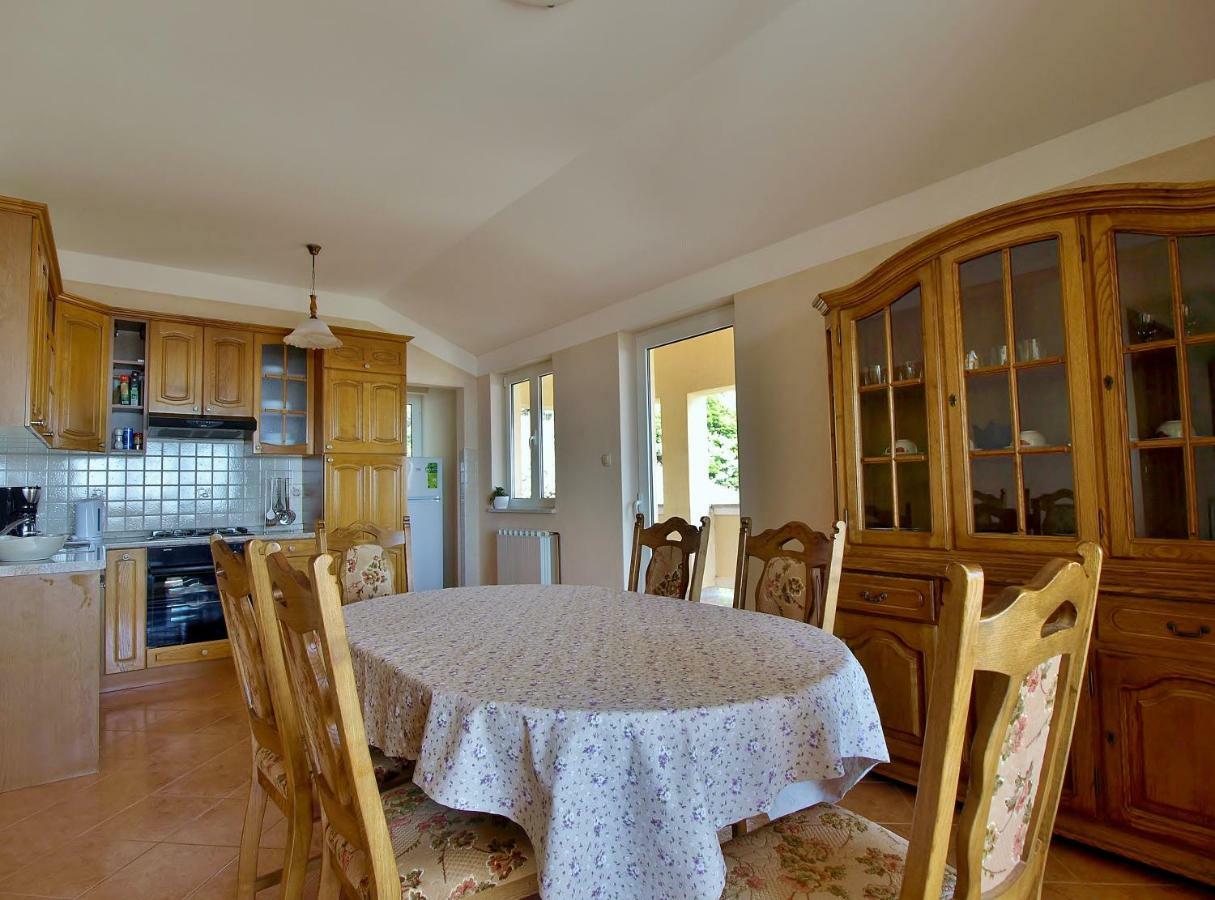 Apartmani Andelo I Ruzica Mundanije エクステリア 写真