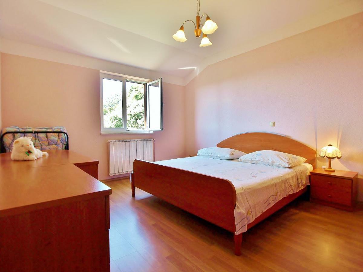 Apartmani Andelo I Ruzica Mundanije エクステリア 写真